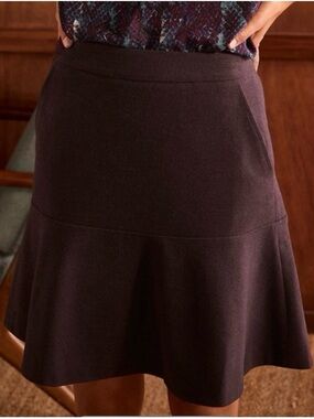 CAbi NWOT Women's Tulip Flounce Skirt sz 6 Plum Purple